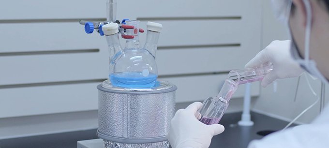 1752822715474549.jpg the-properties-of-chemical-solvents.jpg